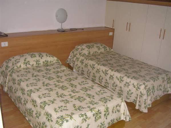 Hotel Oasi Muggia Luaran gambar