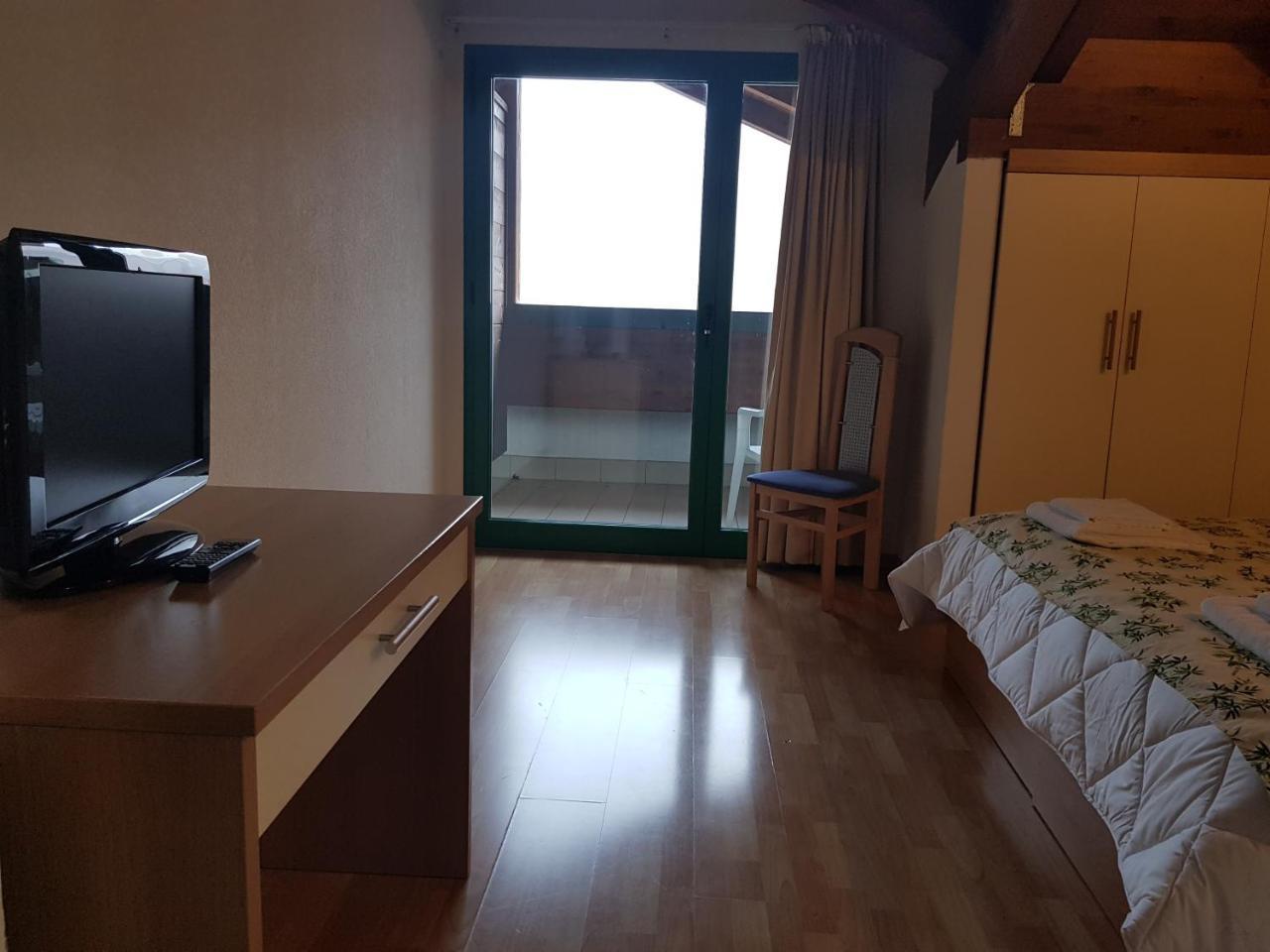 Hotel Oasi Muggia Luaran gambar